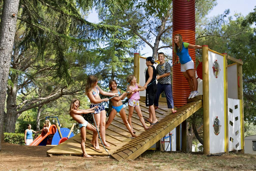 Camping Brioni Πούλα Εξωτερικό φωτογραφία